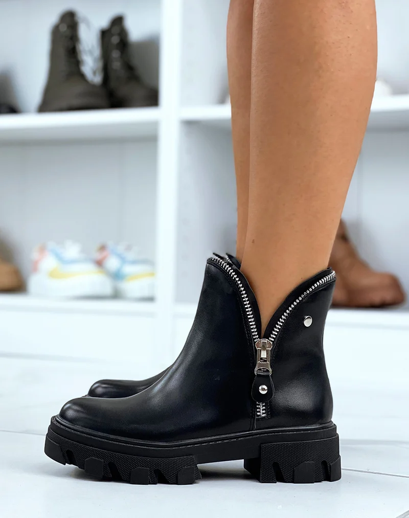 Bottines noires effet pétale zipée et semelle crantée