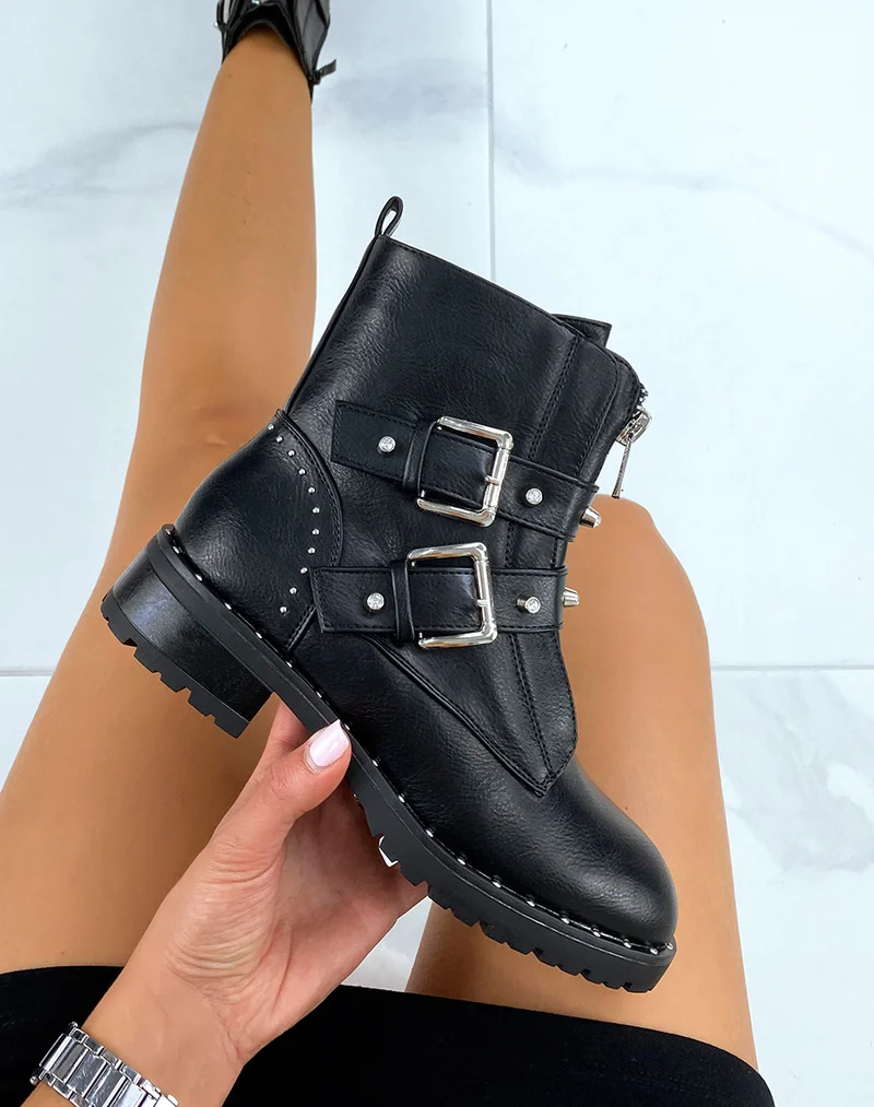 Boots noirs a talon à multiples sangles