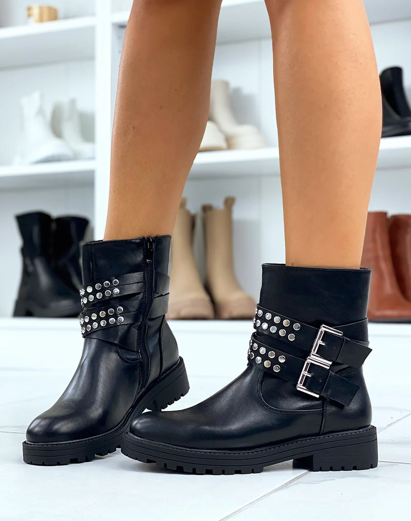 Bottines montantes noires à lanières cloutées