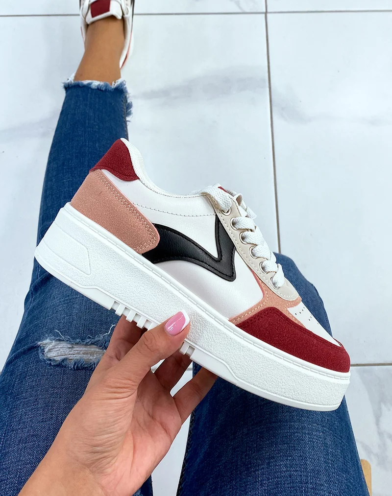 Basket à plateformes multicolores et à détails argentés