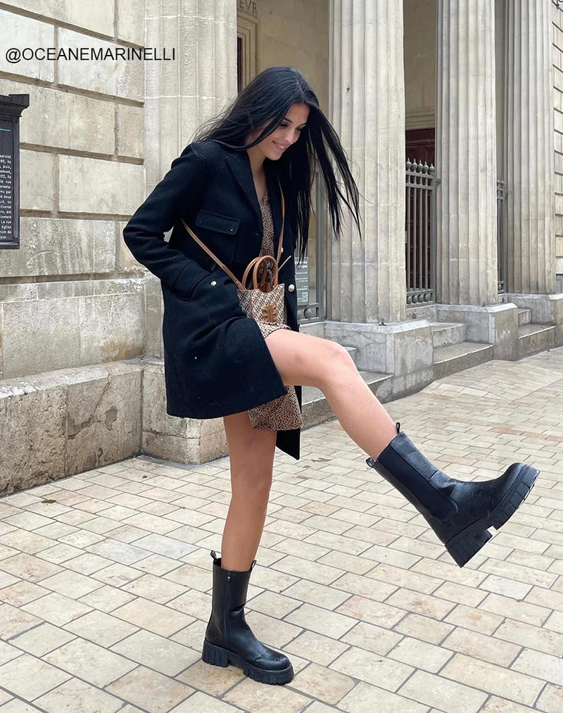 Chelsea boots noires montantes à semelle talonnée
