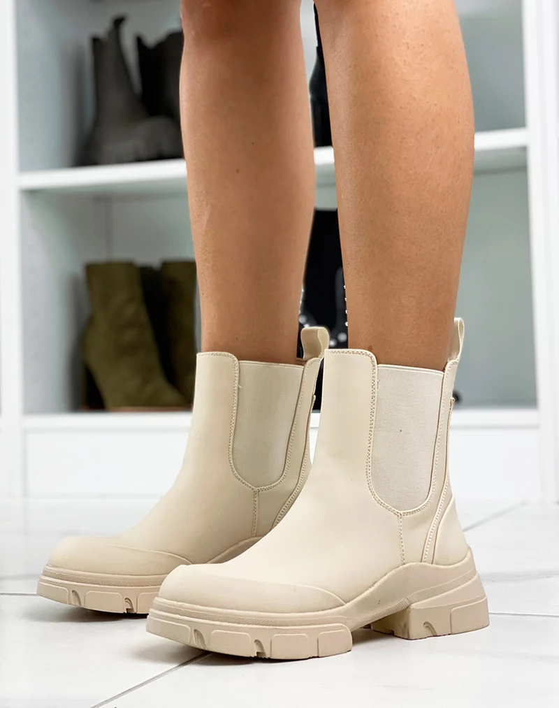 Bottines gommées beiges style chelsea