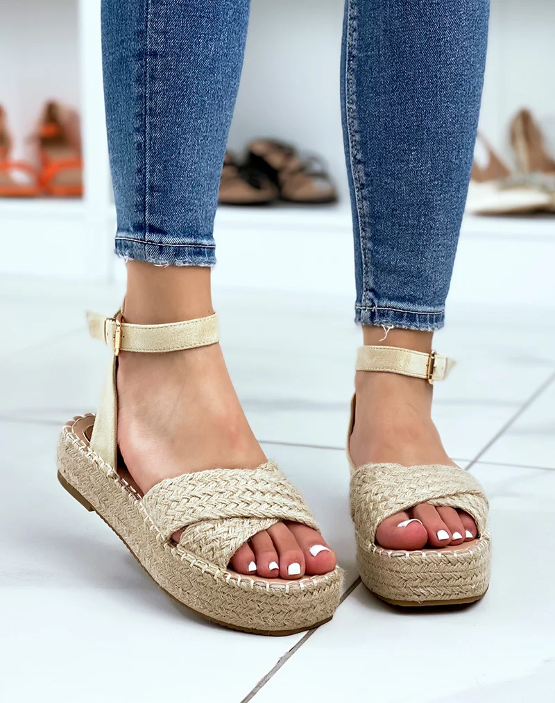 Sandales compensées beiges à bride croisées