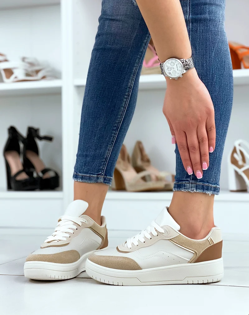 Baskets beiges à empiècements nudes