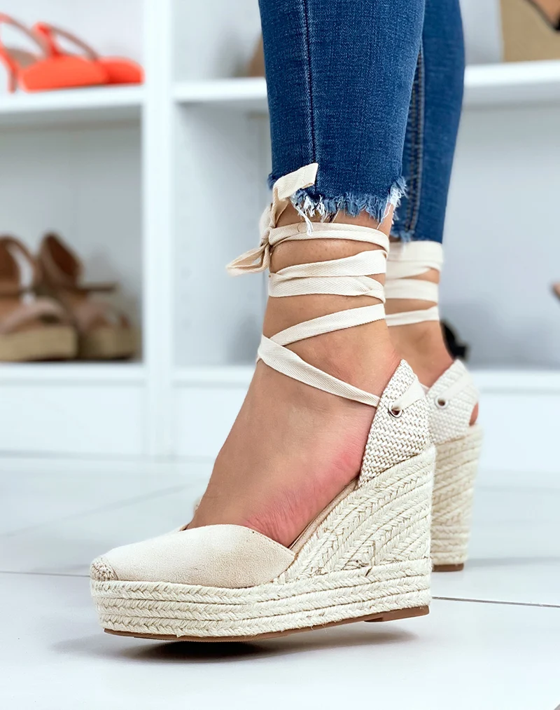 Espadrilles compensées beiges en coupe florale