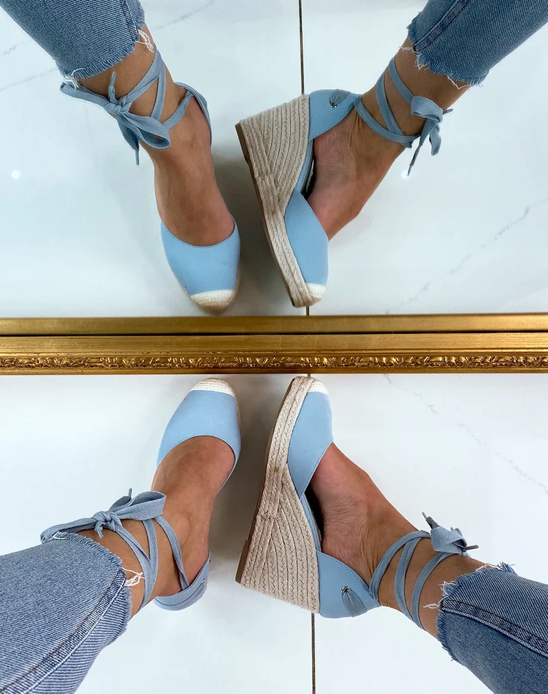 Espadrille à talon compensé bleue