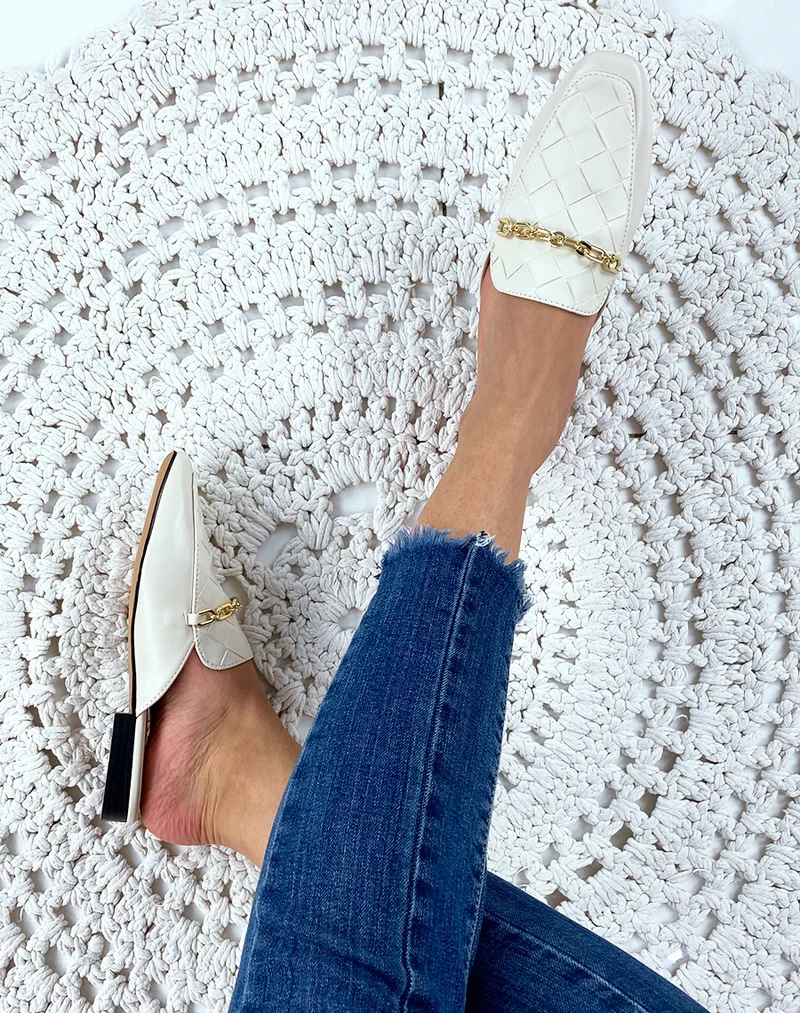Mule style mocassin beige en simili cuir