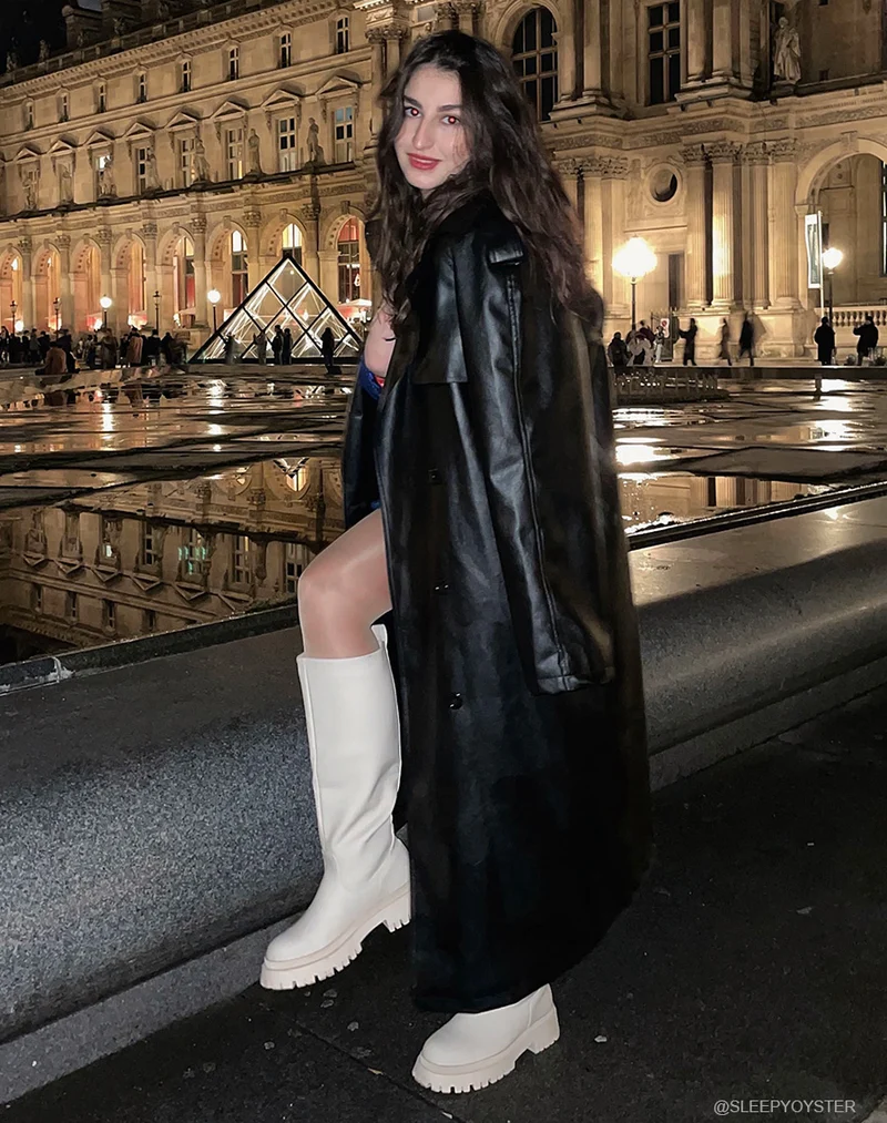 Bottes hautes beiges gommées à semelle épaisse