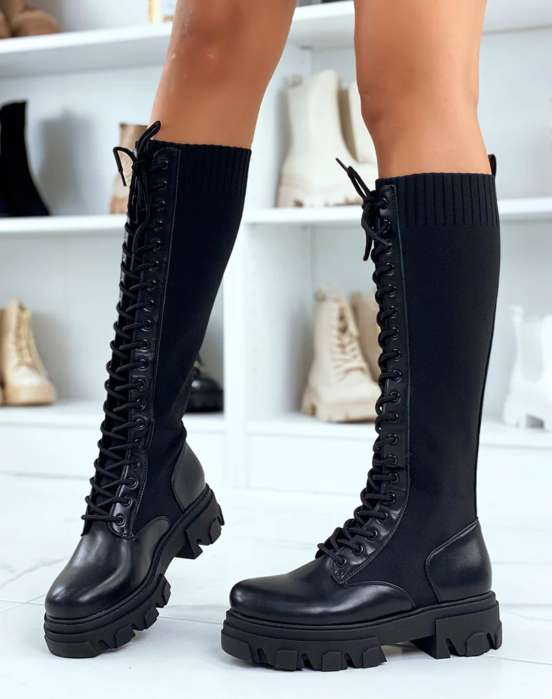 Bottes noires bi-matières lacées à semelle crantée