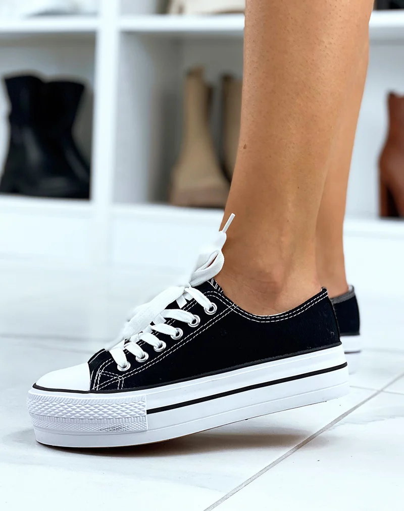 Basket basse noire en tissu