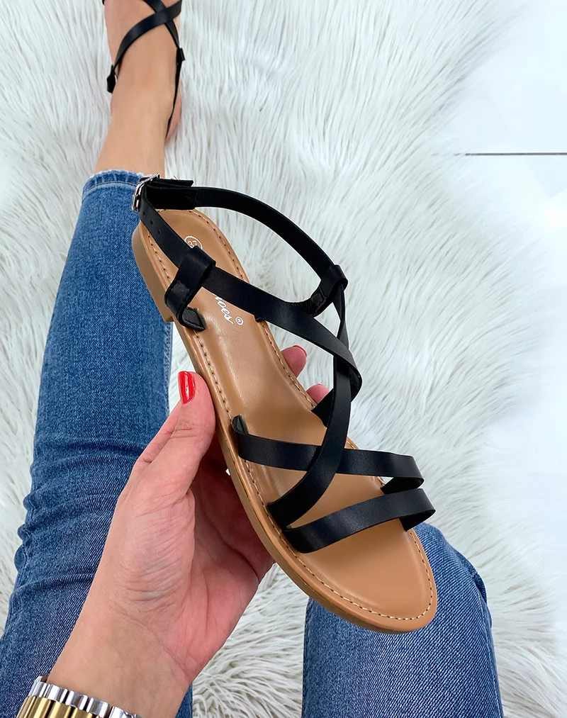 Nu-pieds noirs à multiples brides fines