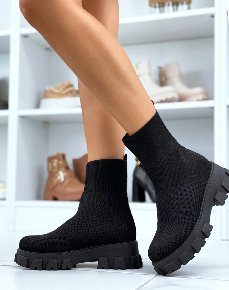 Bottines noires effet chaussette à semelle épaisse crantée