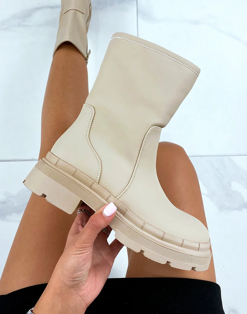 Bottines beiges gommées