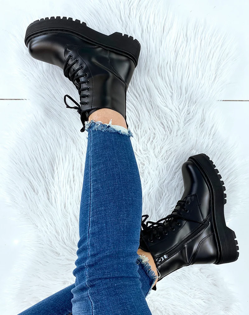 Bottines mat noir à grosse plateforme