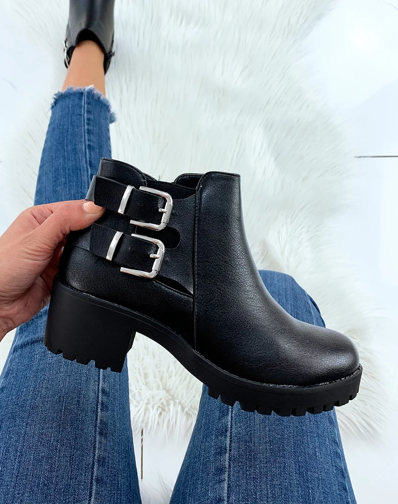 Bottines noires basses à semelles crantées