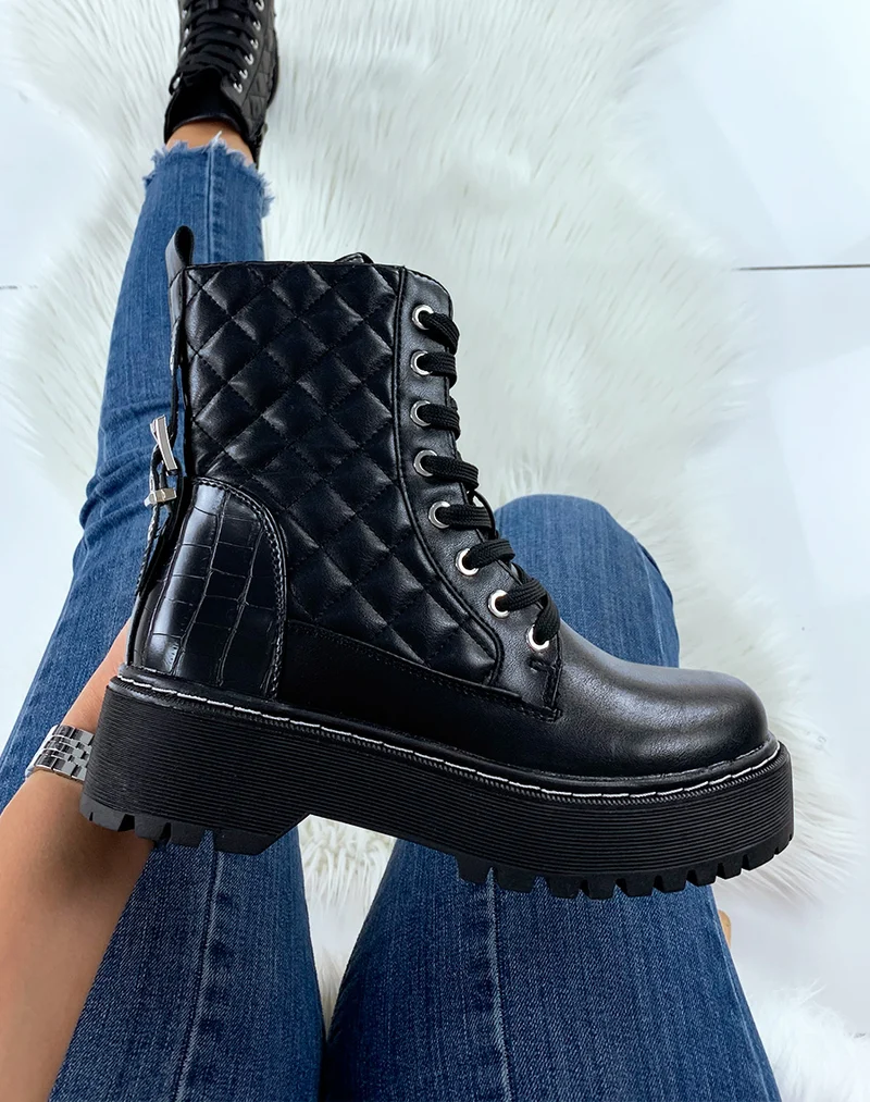 Bottines noires matelassées à grosse plateforme