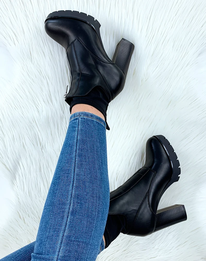 Bottines à talon noires effet chaussette