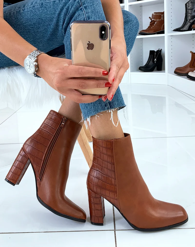 Bottines camel à bout carré