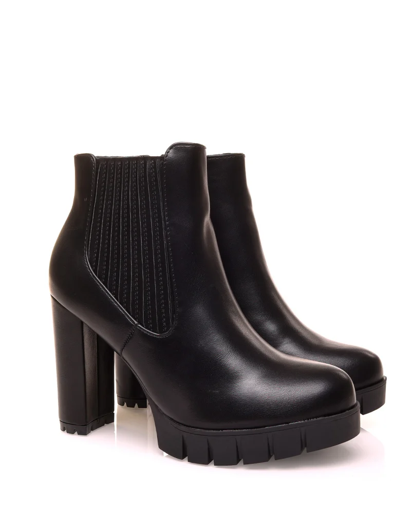 Bottines noires à talons