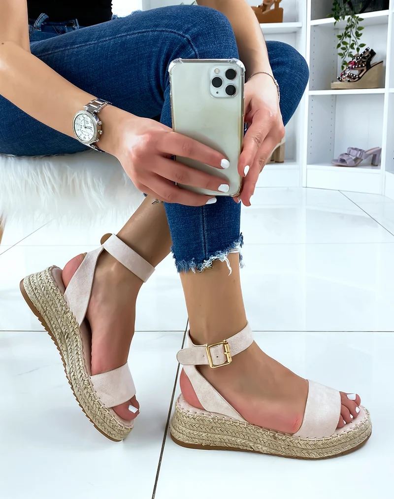 Nu-pieds beige en suédine à plateforme