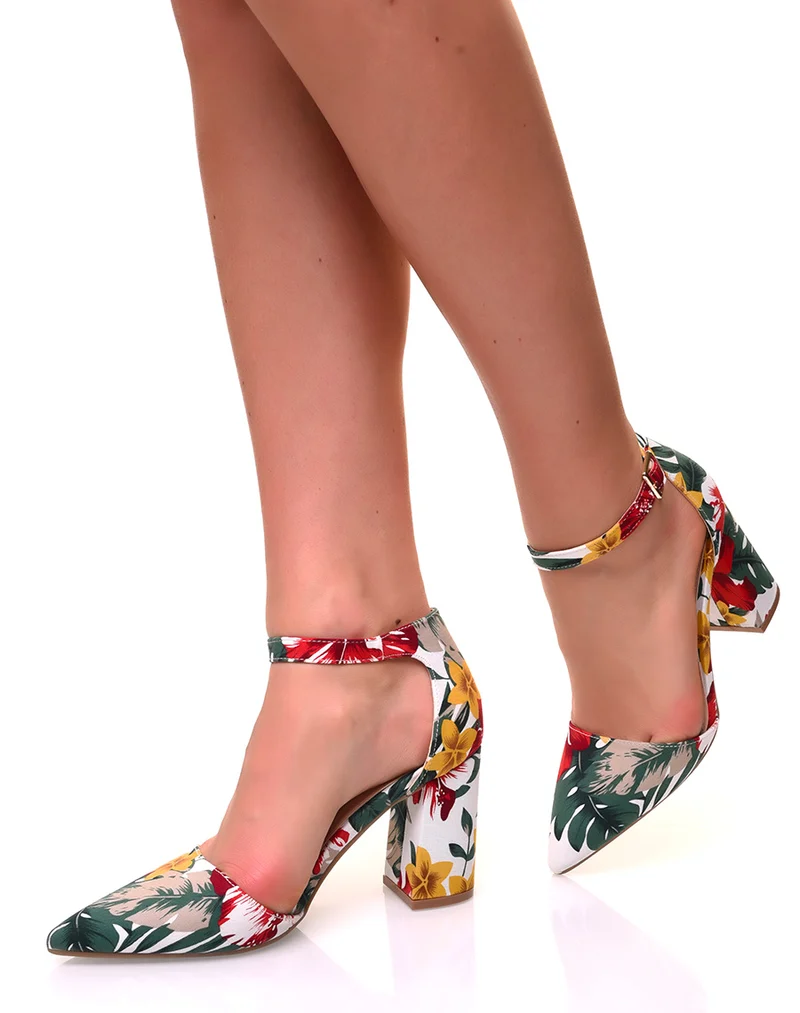 Escarpins à talons carrés et à bouts pointus au motif floral clair