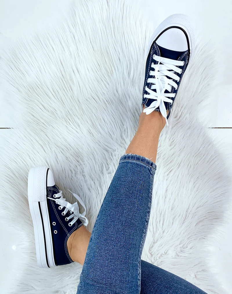 Basket basse bleue en tissu