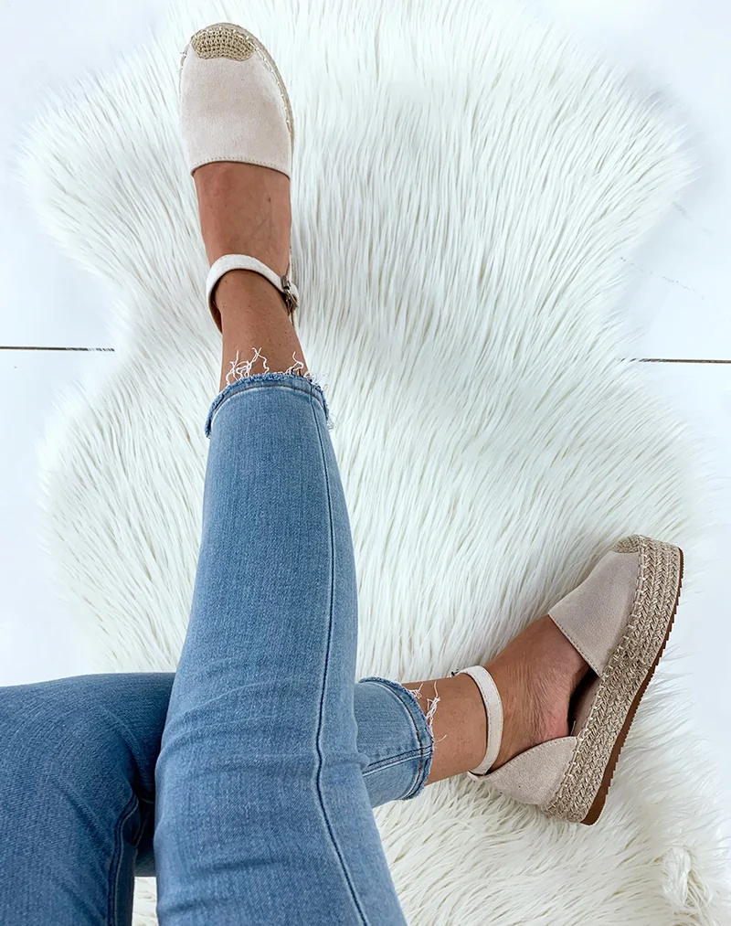 Espadrilles en suédine beiges à plateforme