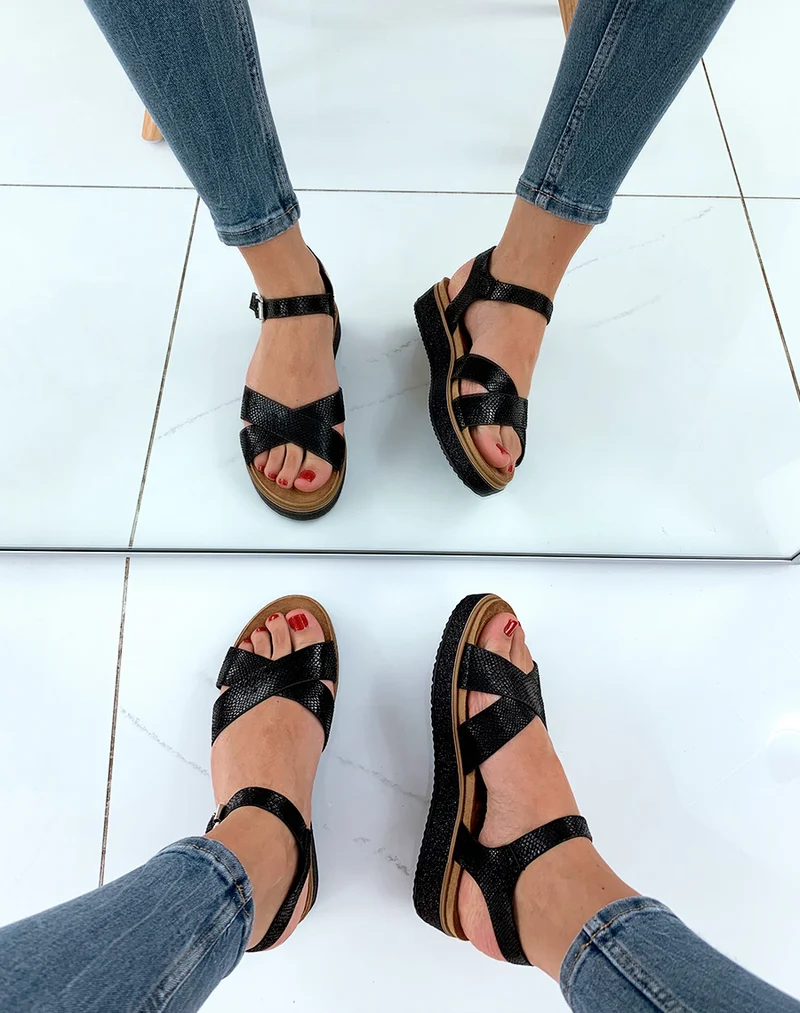 Nu-pieds noires peau de serpent