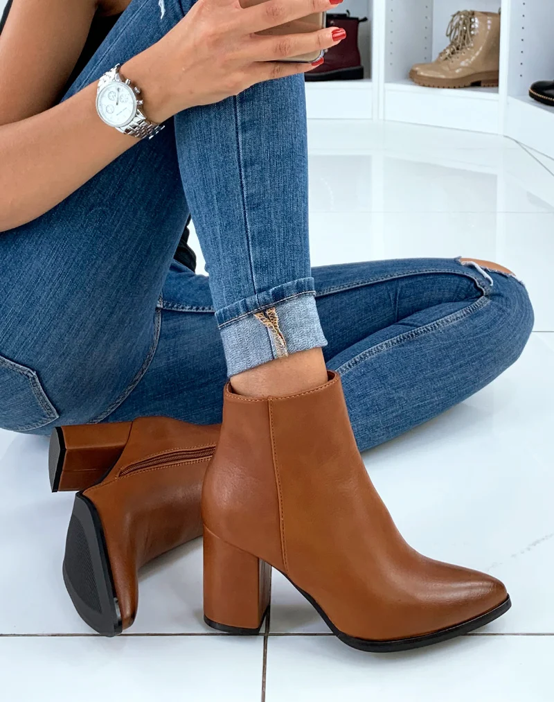 Bottines basses camel à bout pointu