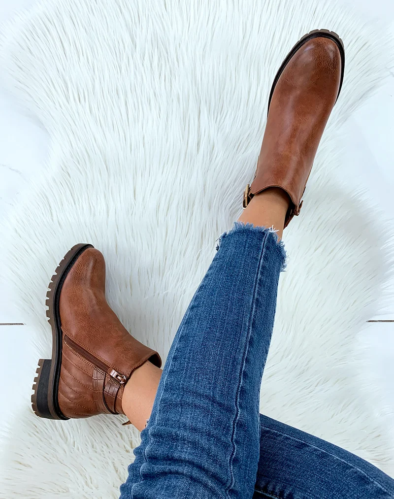 Bottines camel à sangles