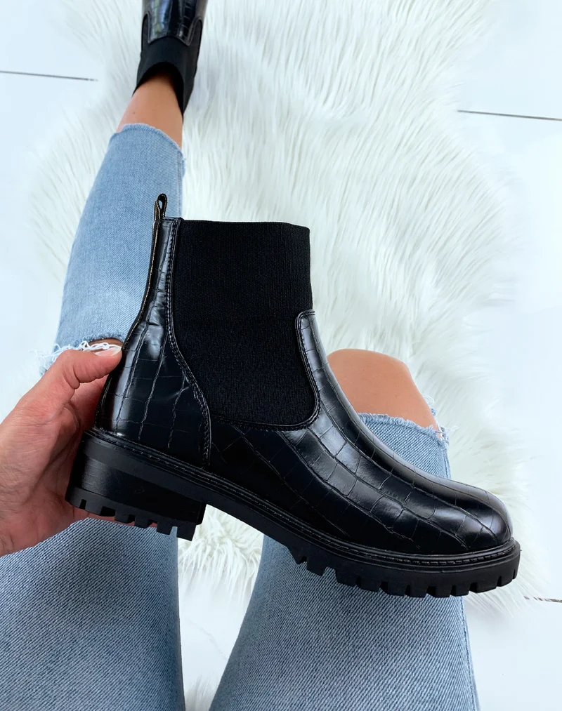 Bottines effet chaussettes noires en matière croco