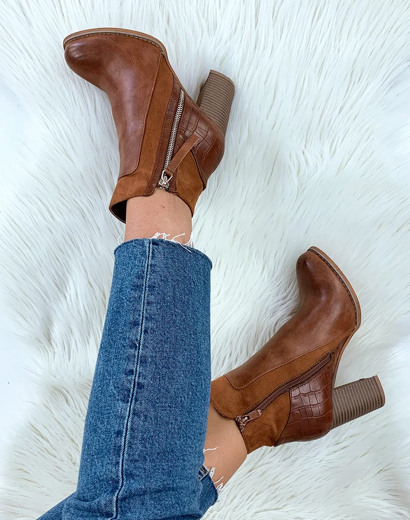 Bottines camel à talon