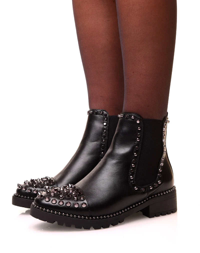 Chelsea boots noires à détails cloutés