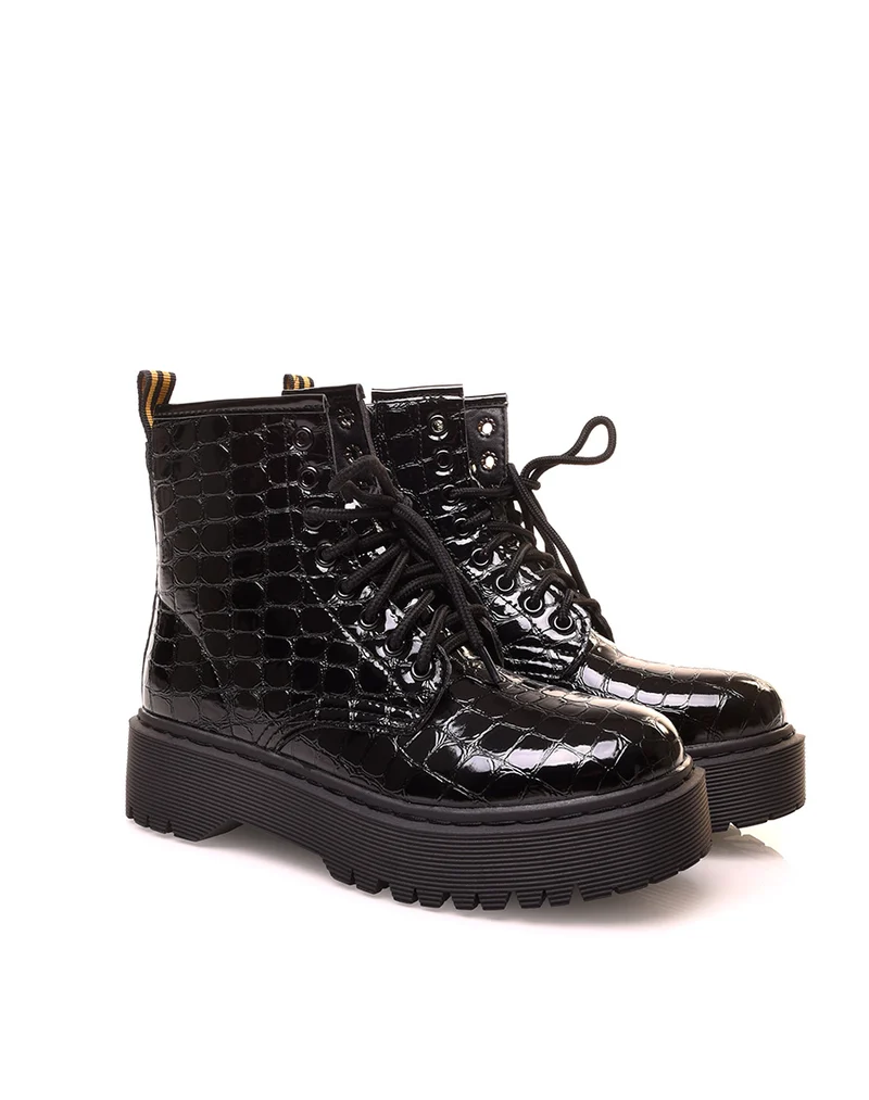 Bottines montantes noires vernies effet croco à grosse plateforme