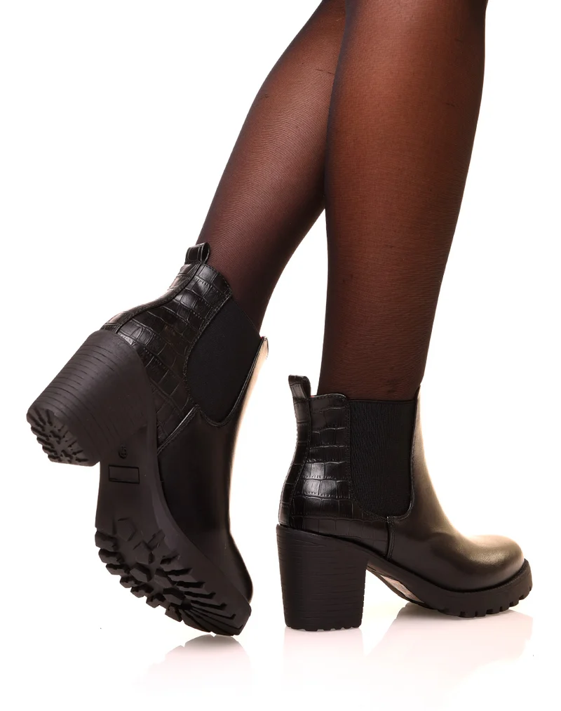 Bottines noires à talons mi-haut à effet croco