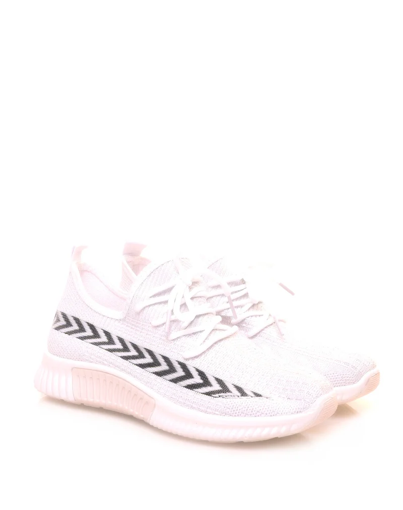 Baskets blanches respirantes et souples