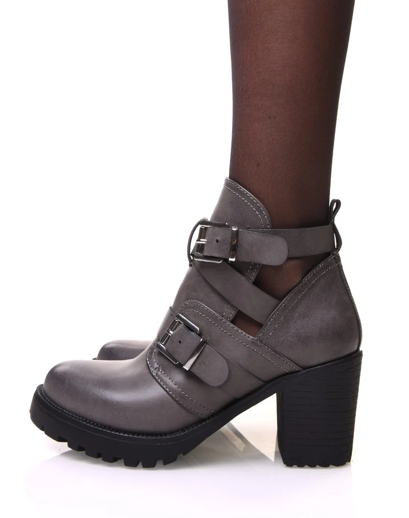 Bottines ajourées grises à sangles multiples et talons