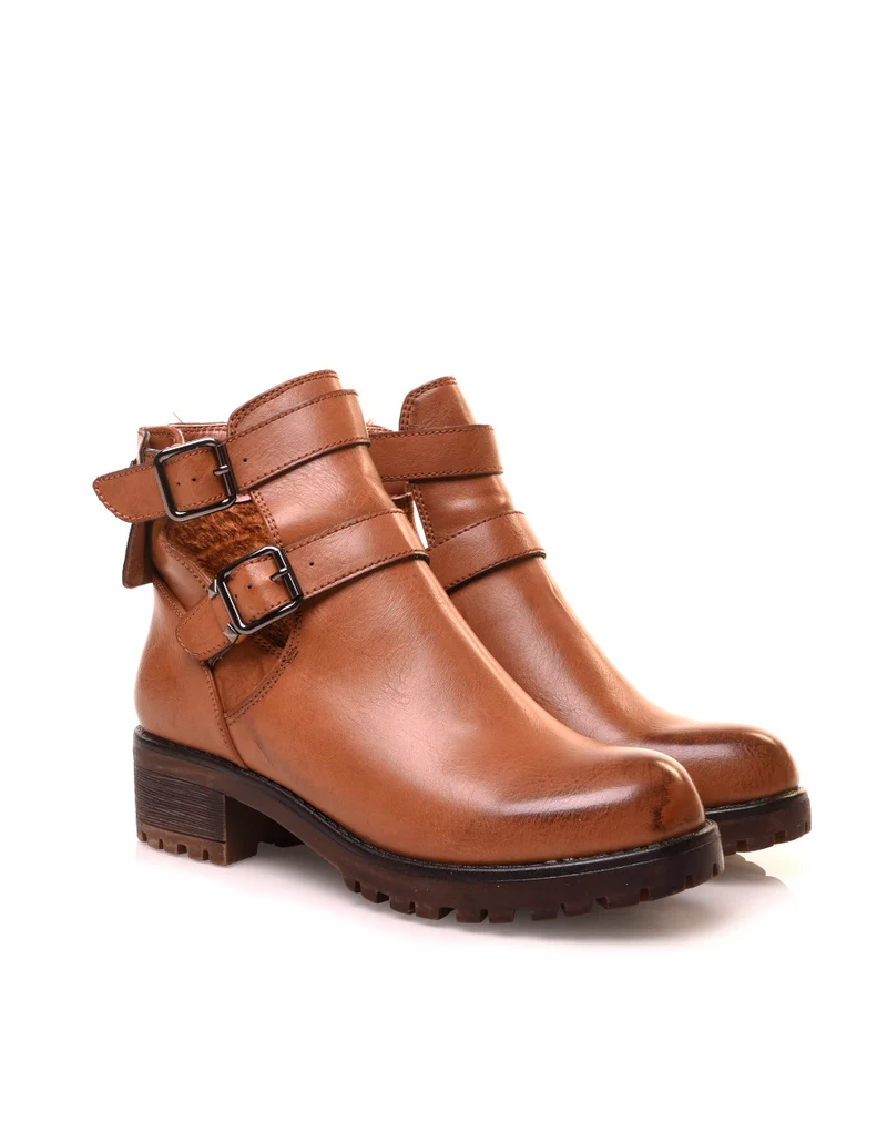 Bottines camelles ajourées à sangles