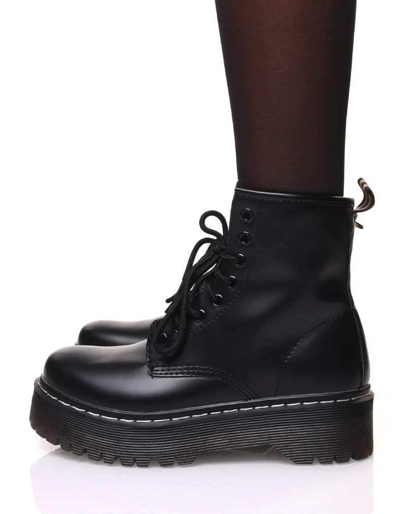 Bottines épaisses à semelles plateforme noires