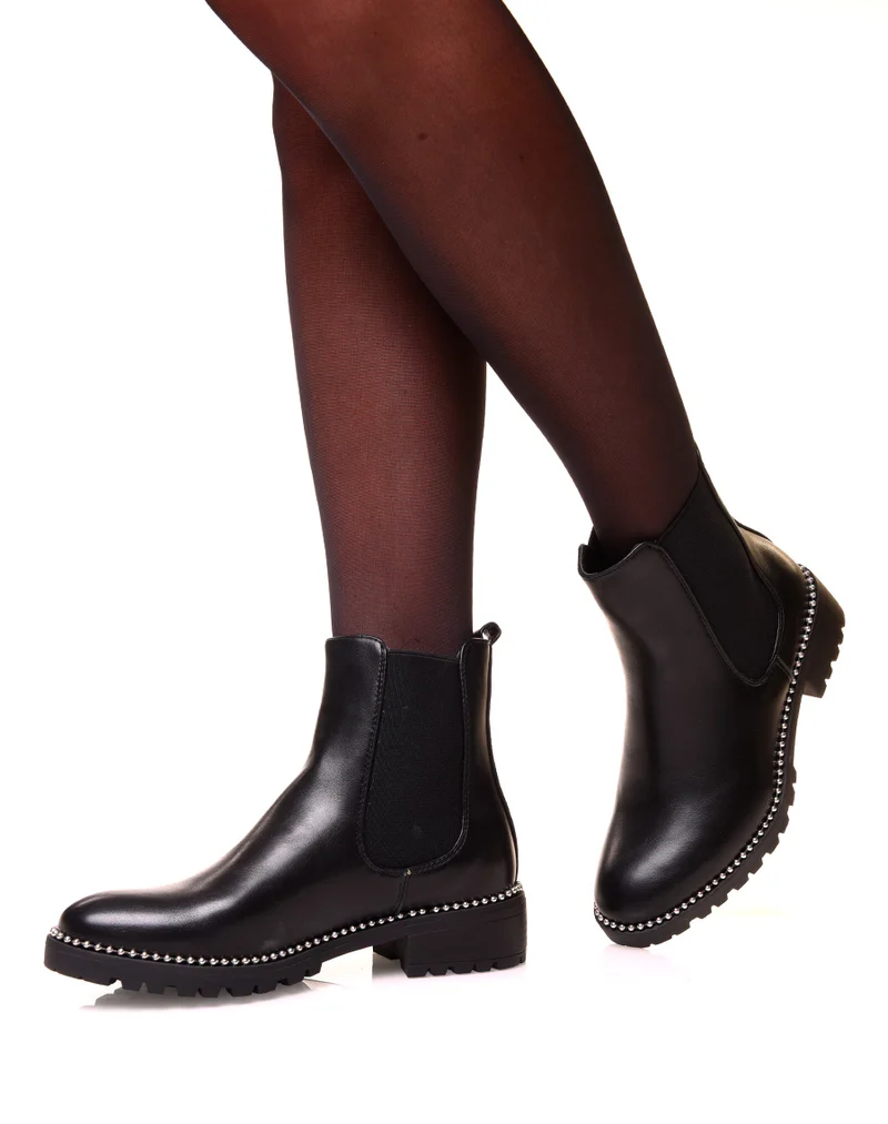 Chelsea boots effet lisse à clous argenté