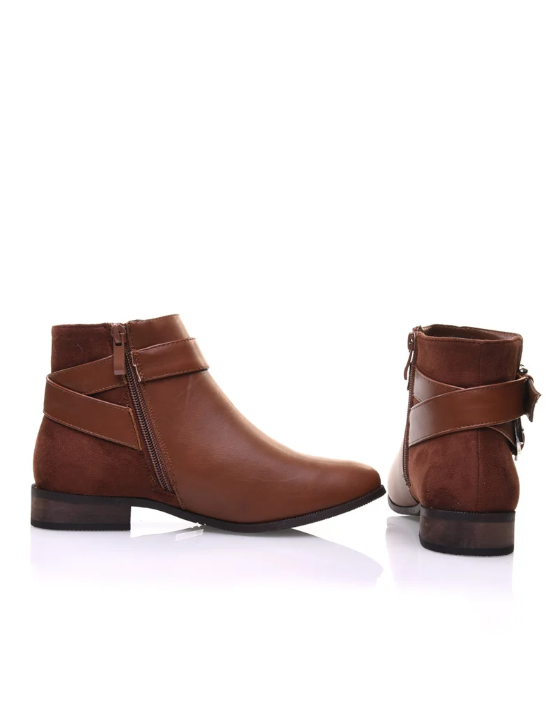 Bottines camel plates lanières à sangles décoratives