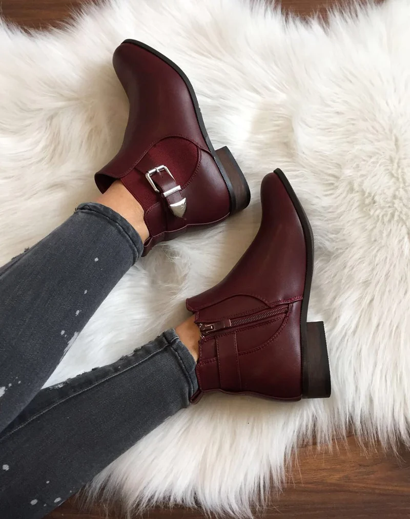 Bottines bordeaux plates lanière et élastique décoratifs