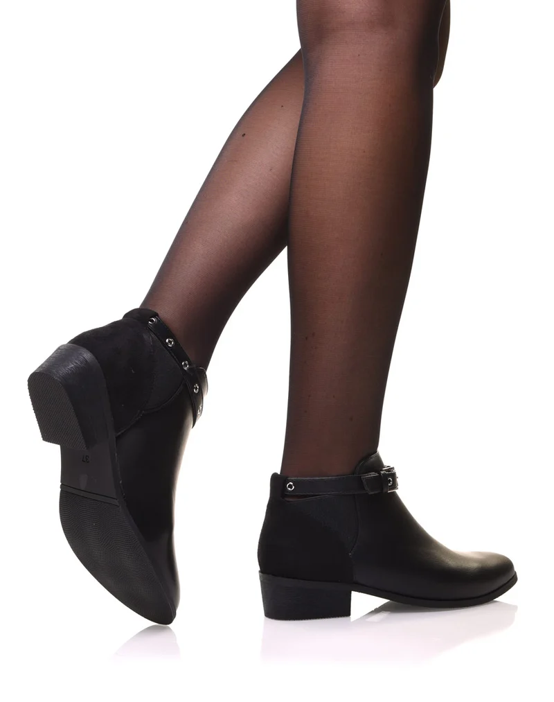 Bottines noires plates lanière ajustable