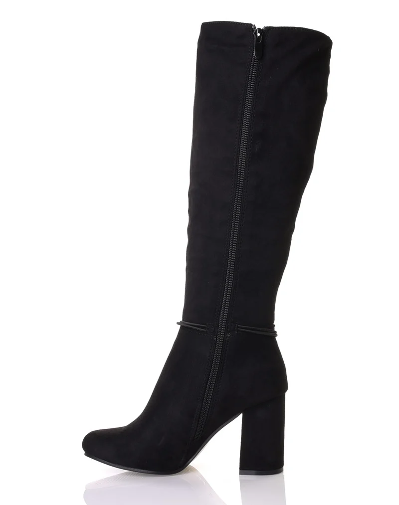 Bottes noires entièrement suédine fourrées