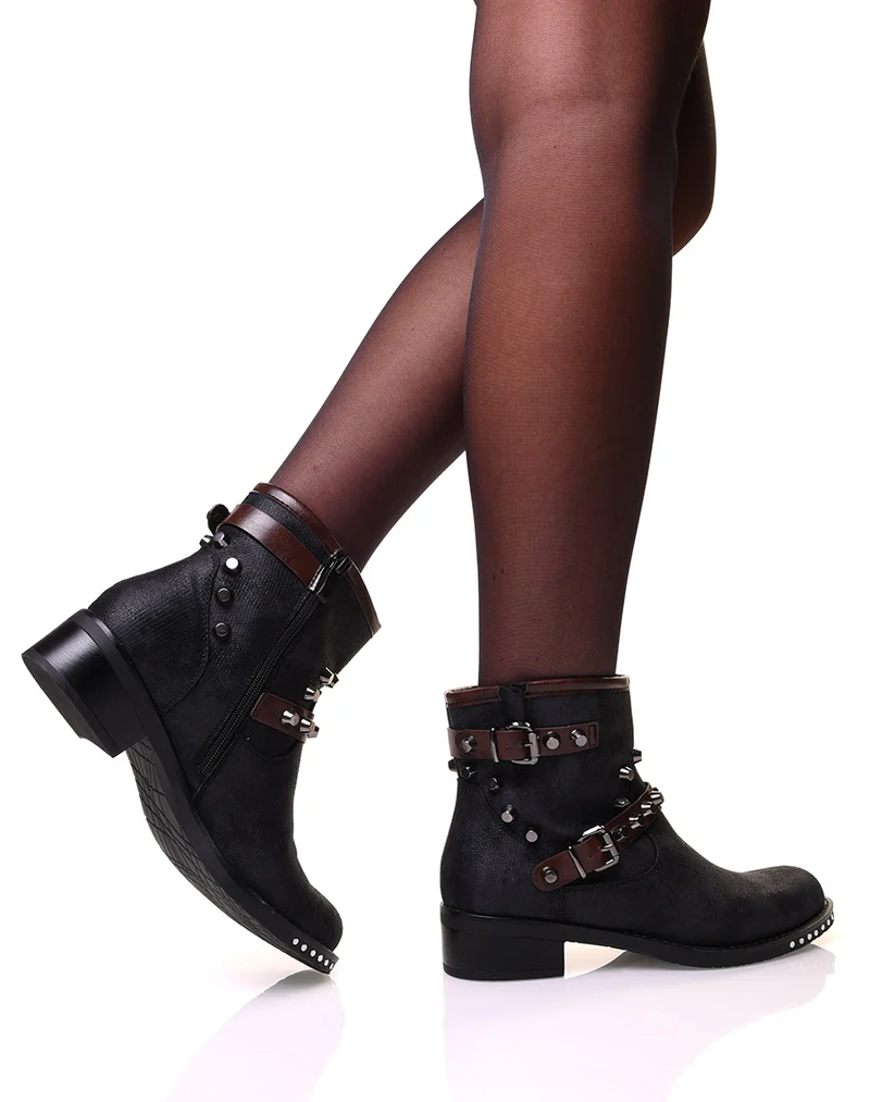 Bottines noires à sangles ornées de clous