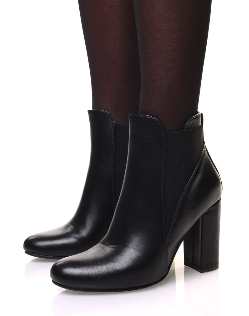 Bottines noires à talon haut