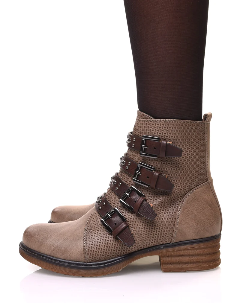 Bottines taupe à multiples sangles cloutées