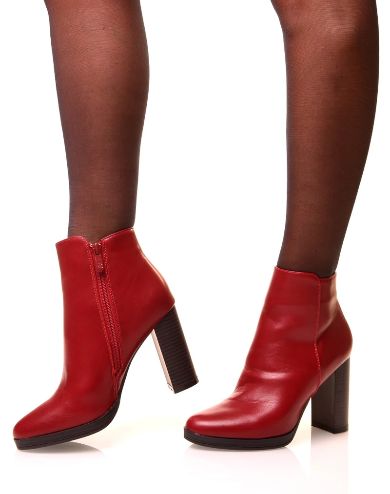Bottines à talons carrés bordeaux