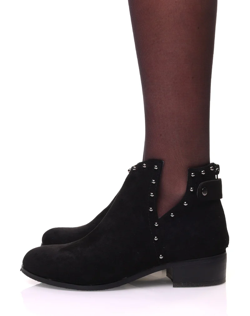 Bottines en suédine noires ouvertes perlées de clous