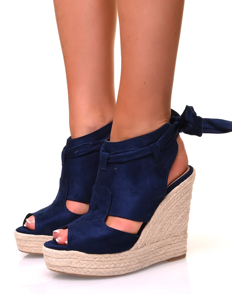 Sandales en suédine bleue marine à talons compensés